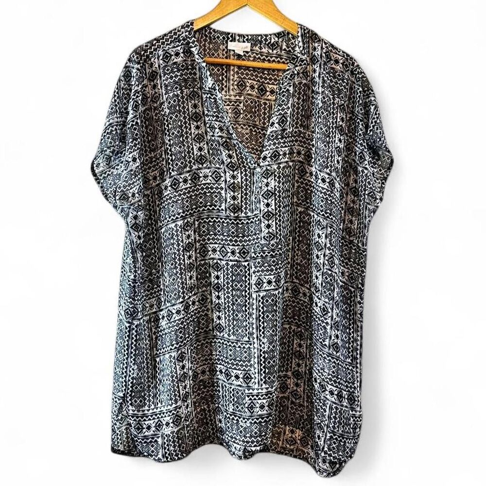 J. Jill black + white patterned blouse XL